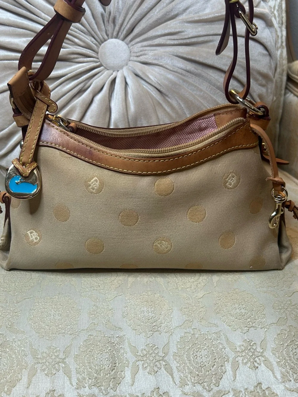 Y2K Dooney & Bourke BeigeTan Signature Polka Dot Shoulder Bag